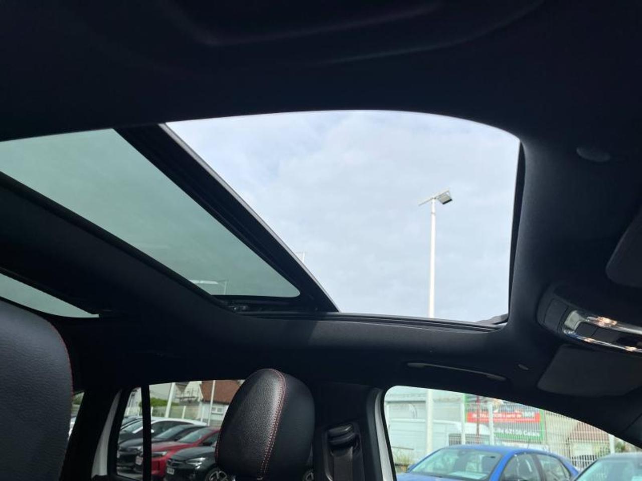 Mercedes GLA – Image 18