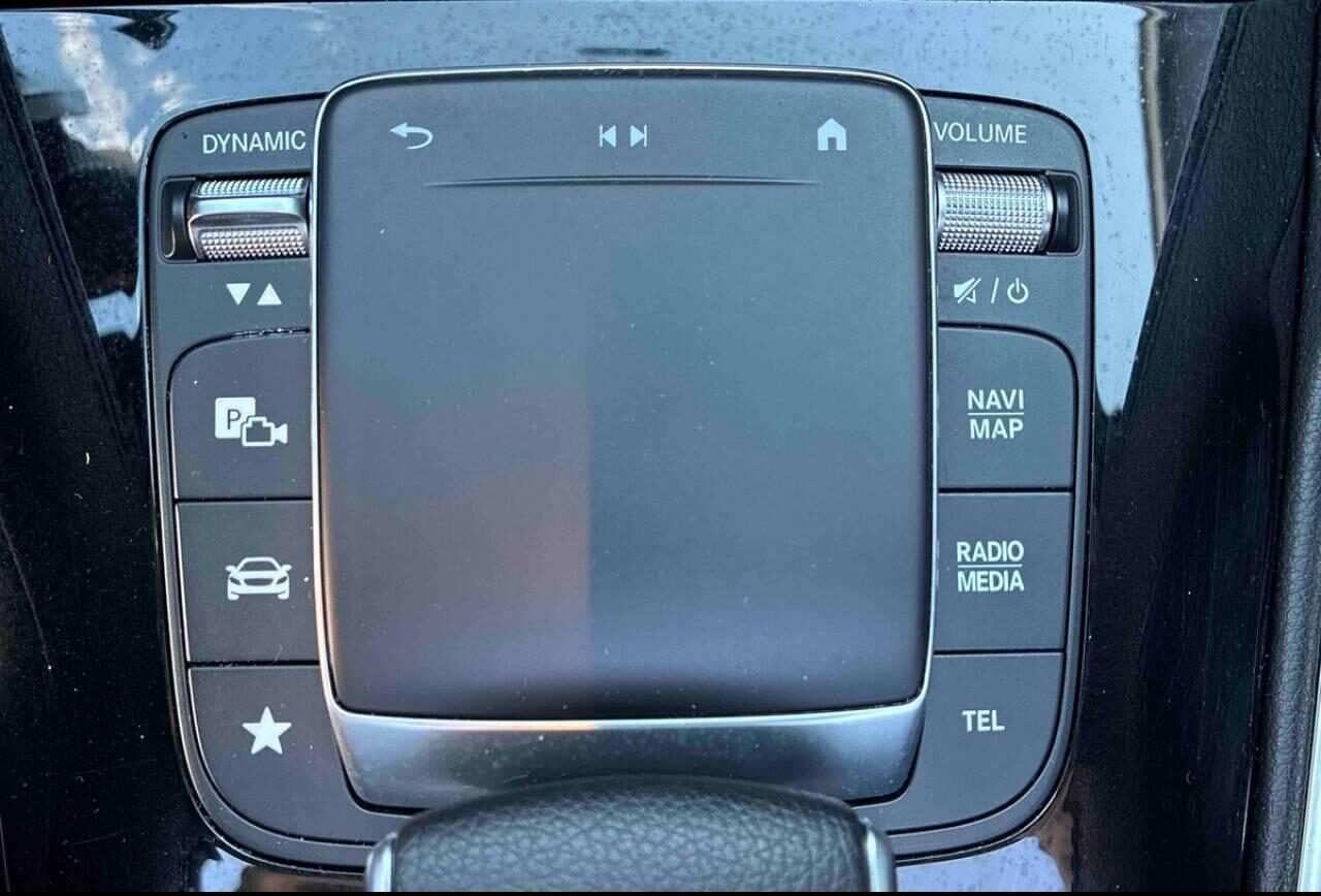 Mercedes GLE – Image 21