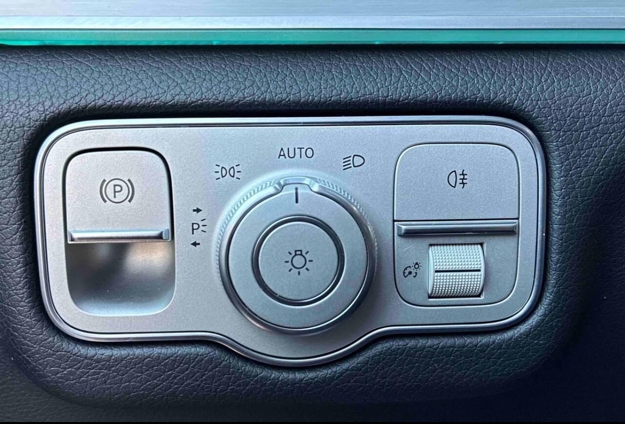 Mercedes GLE – Image 18