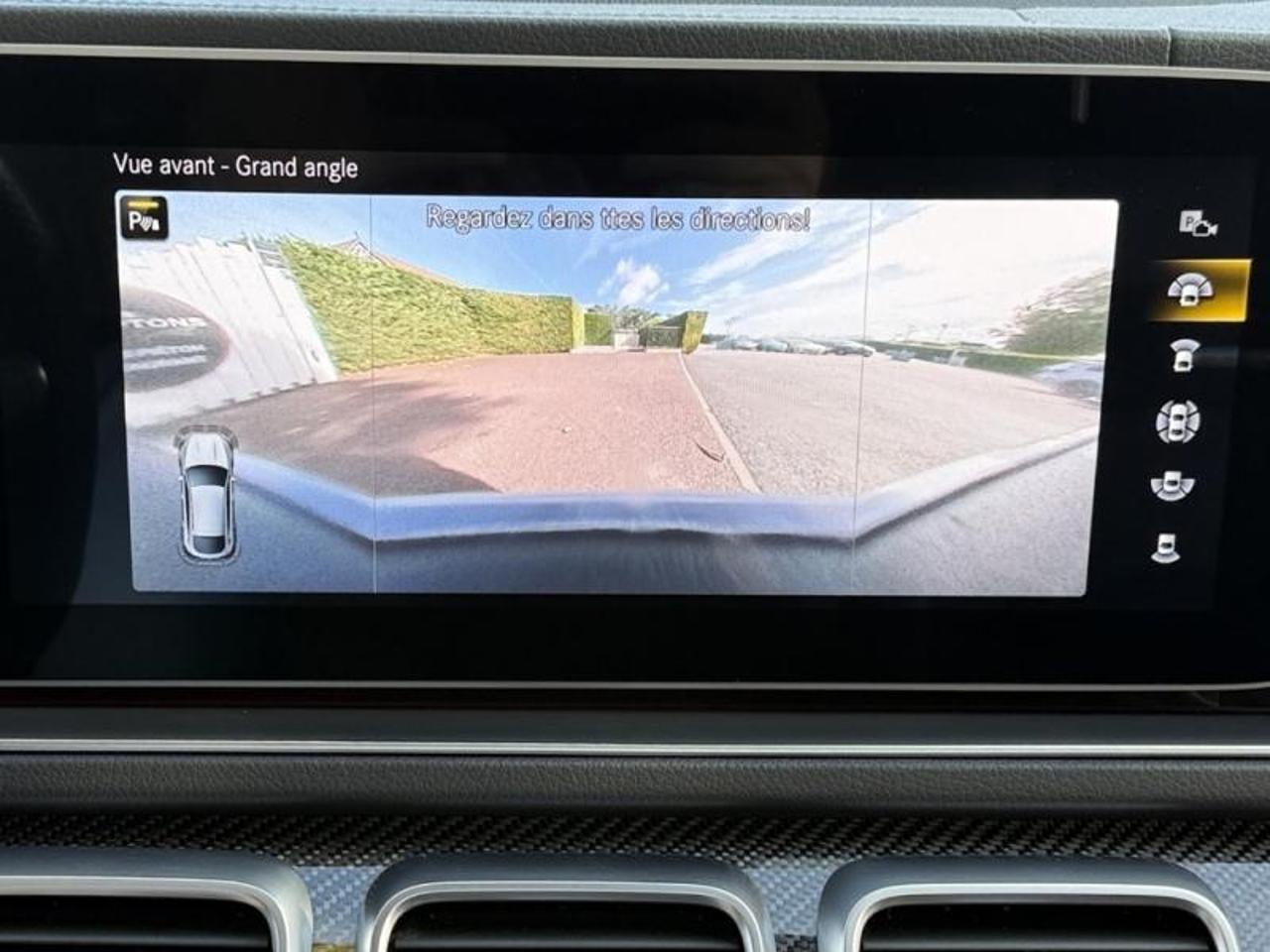 Mercedes GLE – Image 28