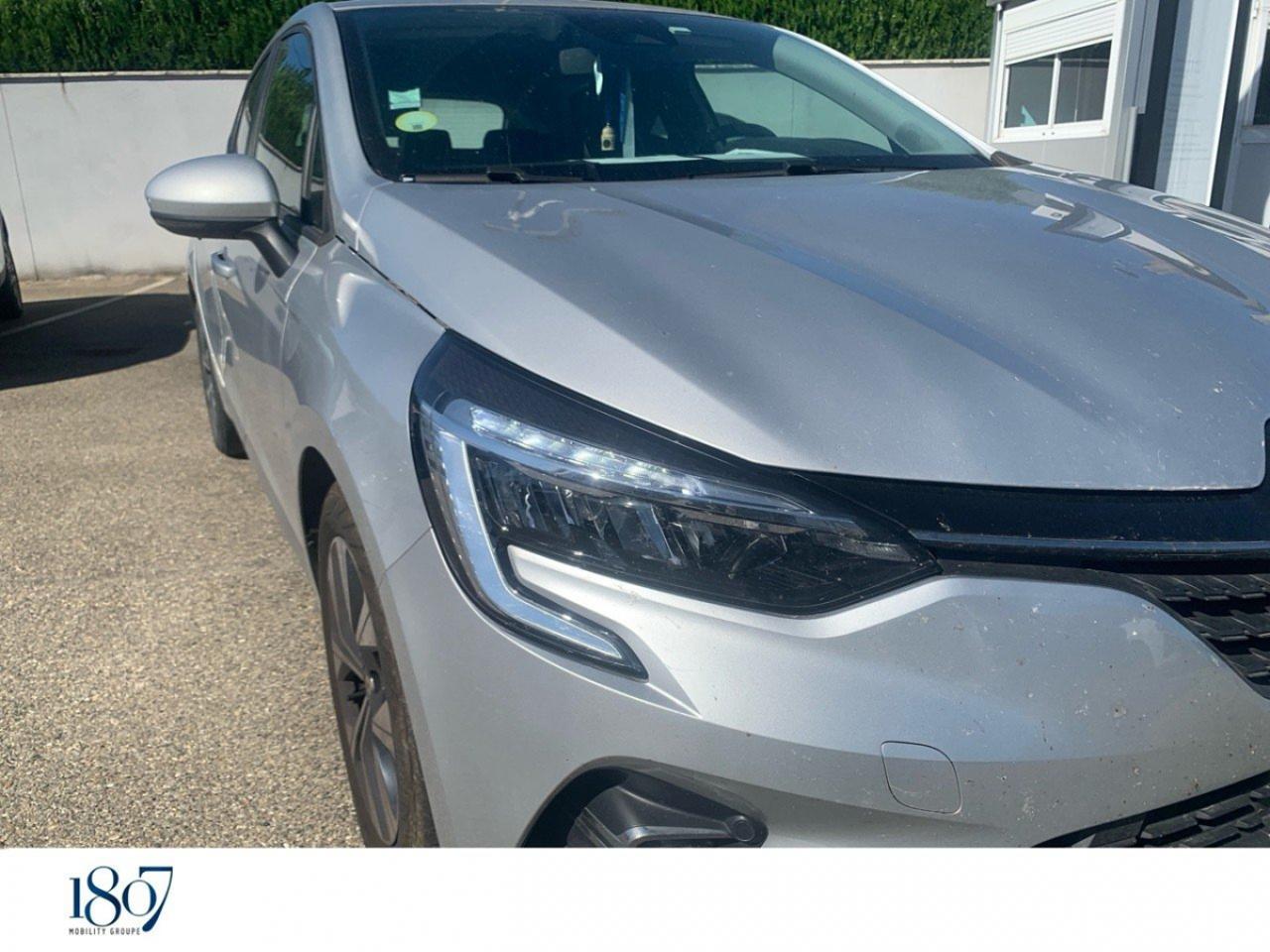 Renault Clio – Image 10