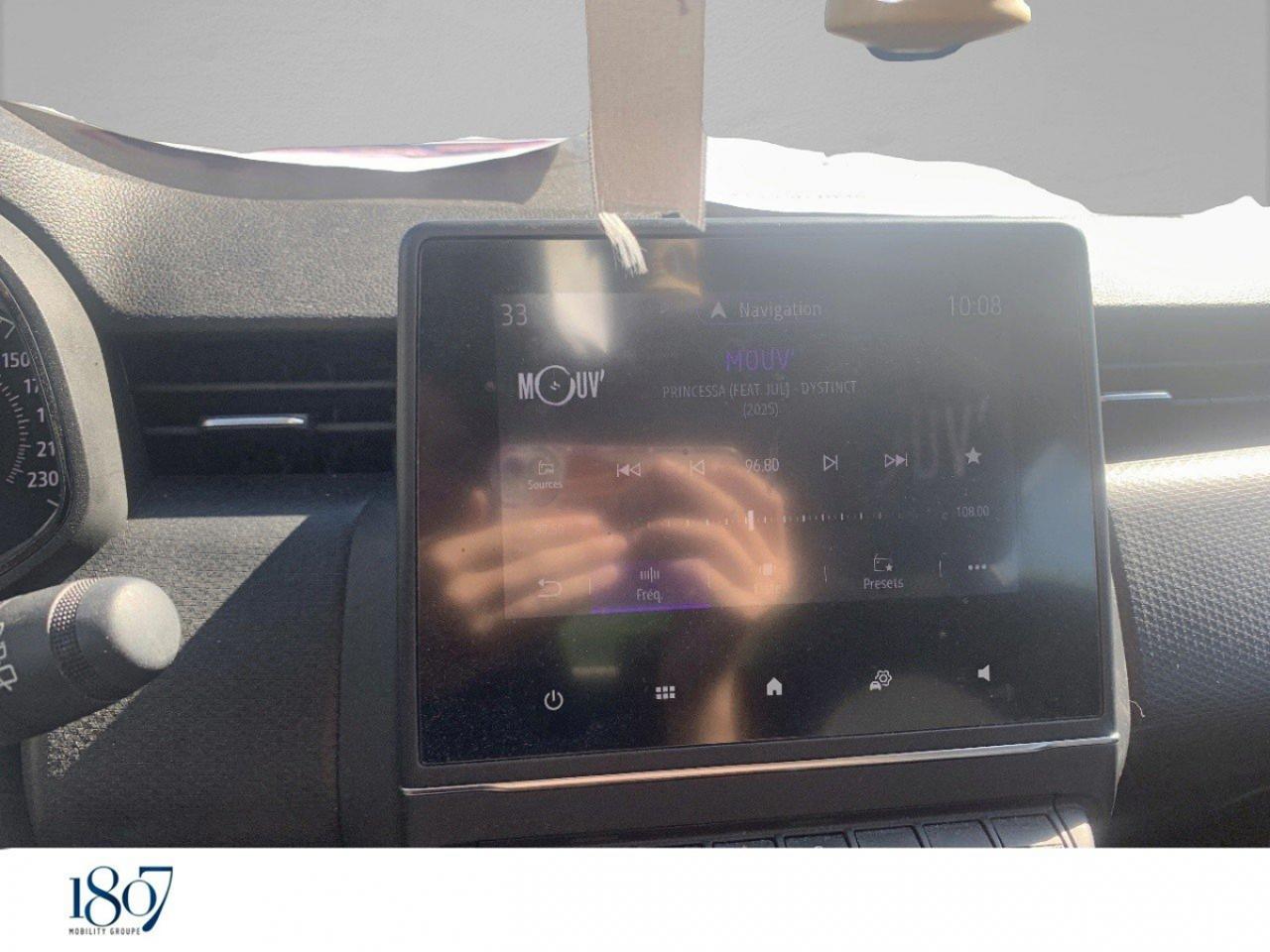 Renault Clio – Image 4