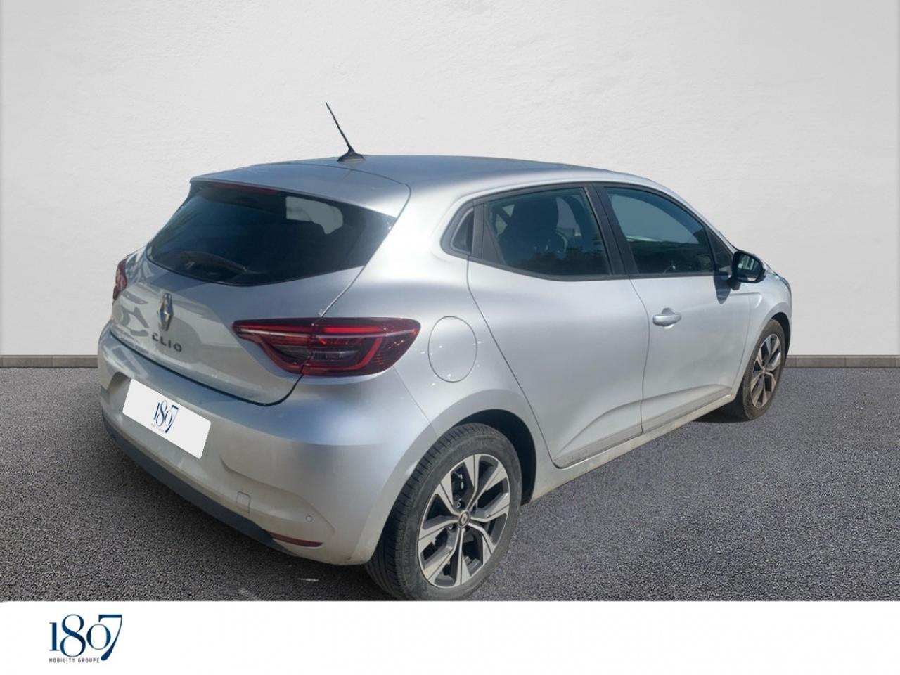Renault Clio – Image 18