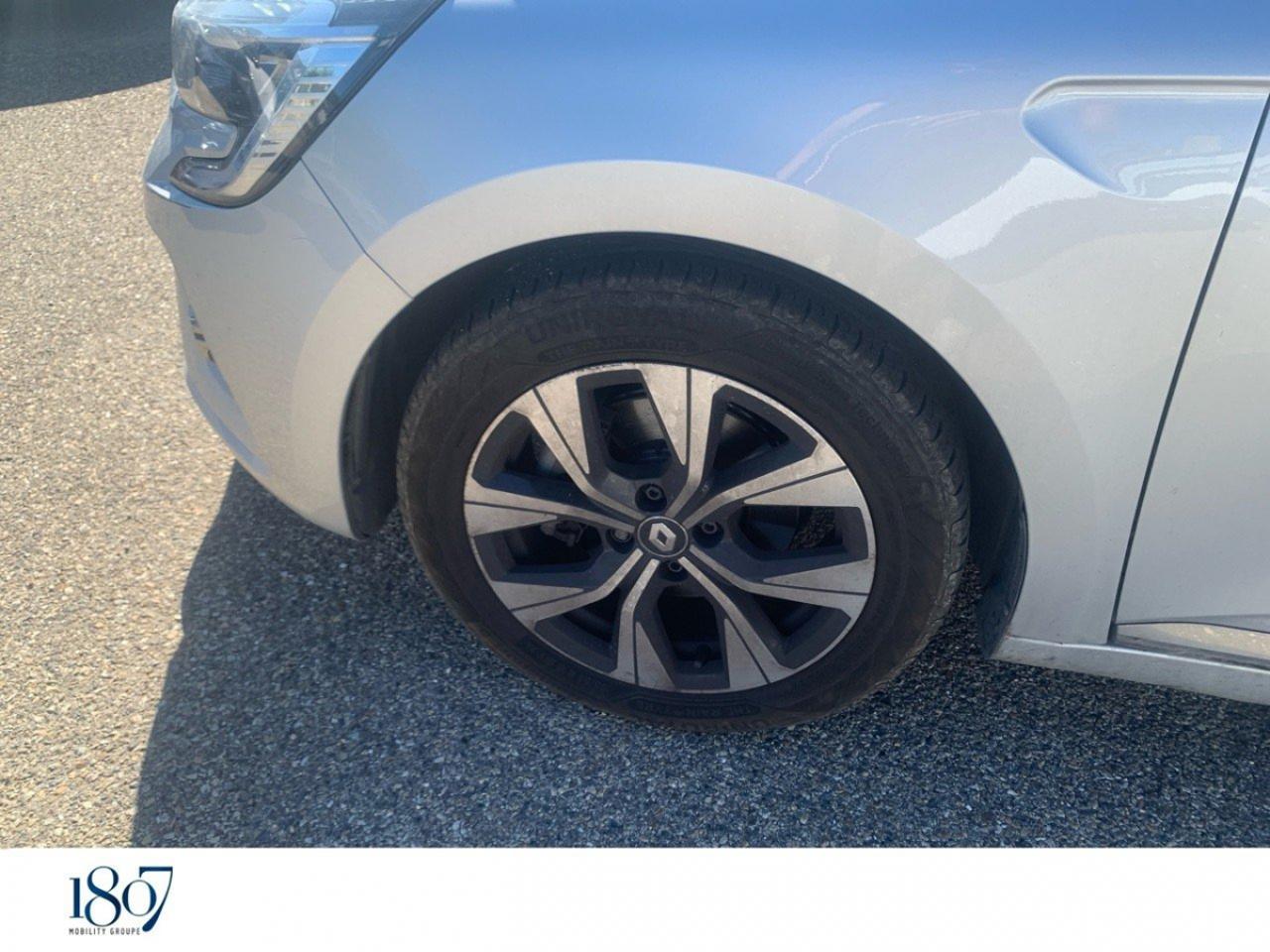 Renault Clio – Image 16