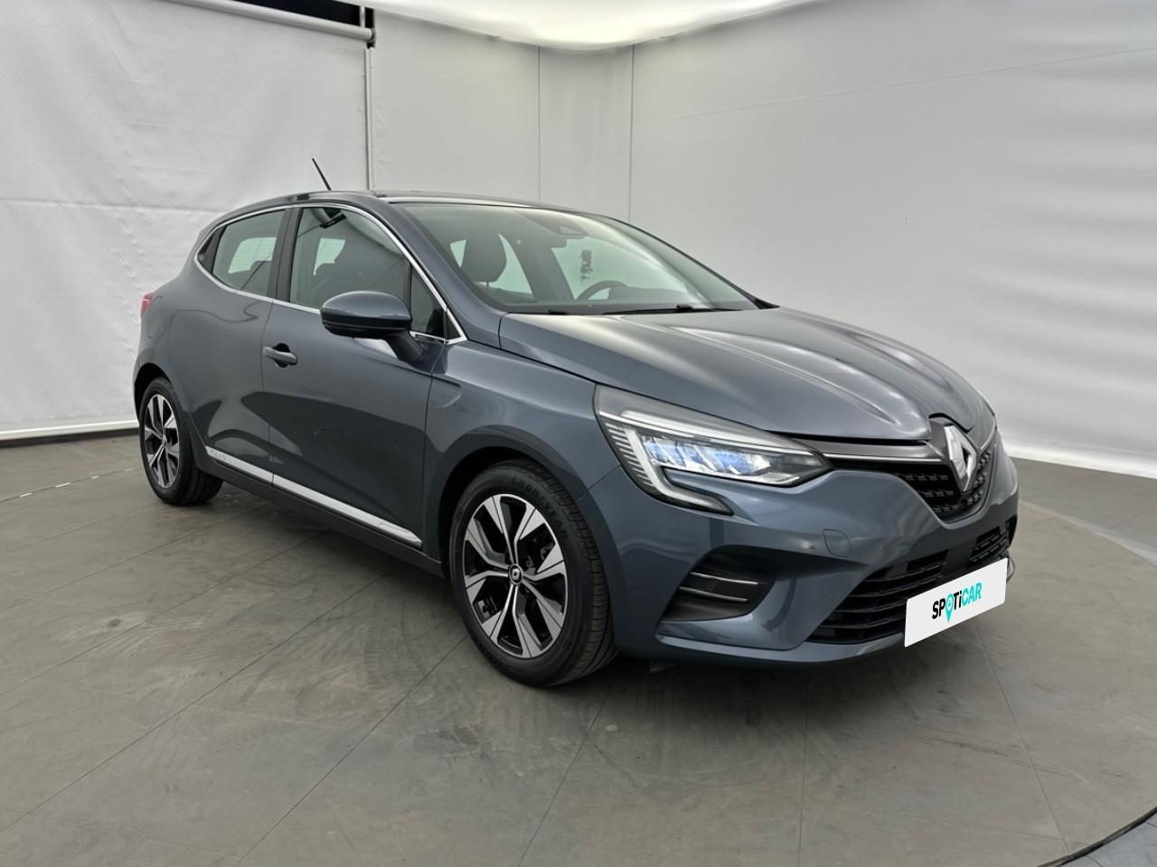 Renault Clio – Image 19