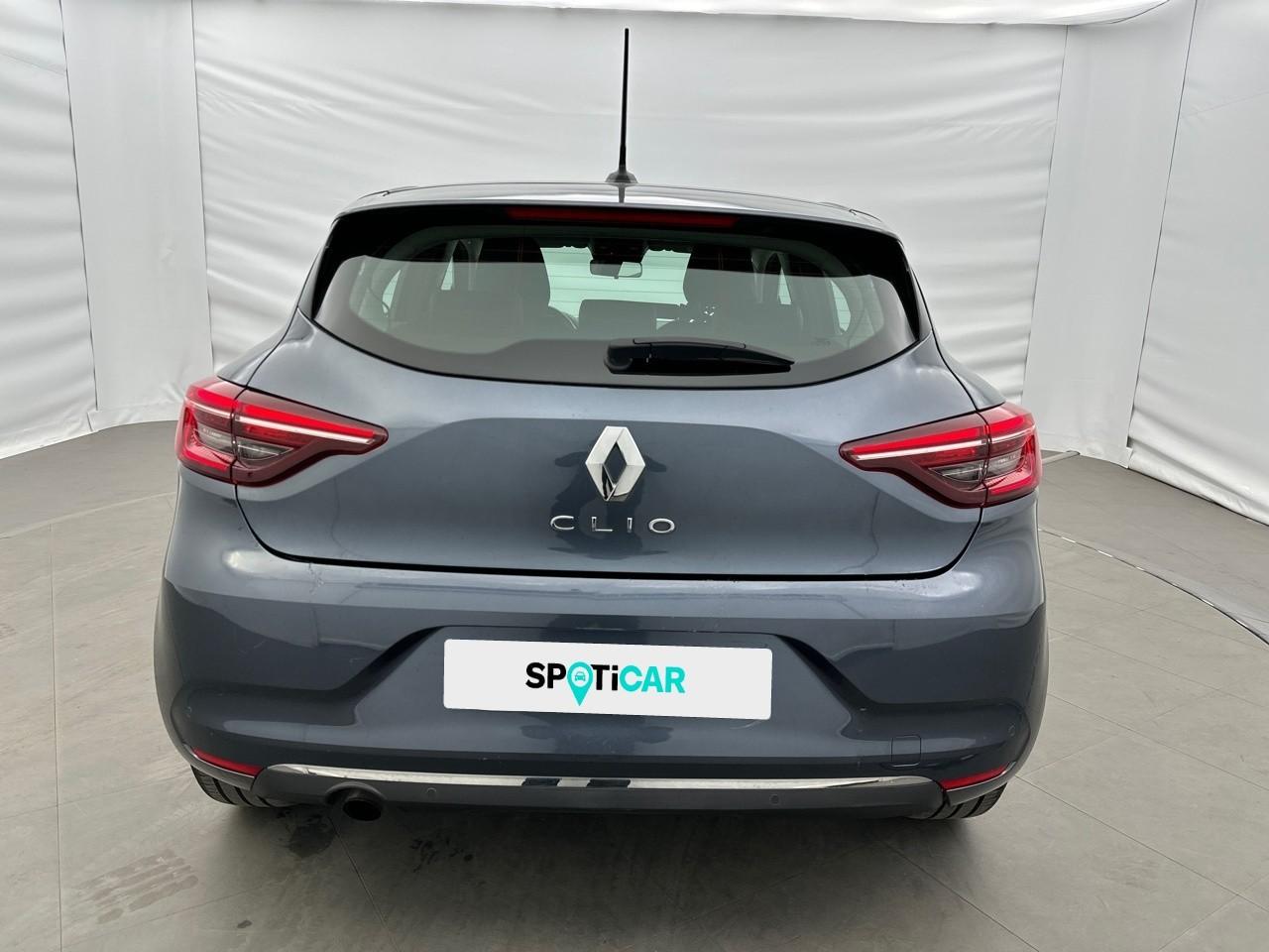 Renault Clio – Image 17