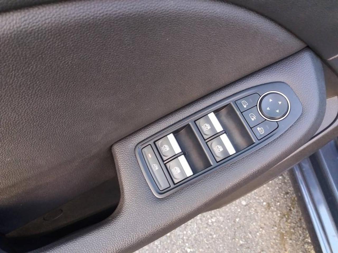 Renault Clio – Image 15