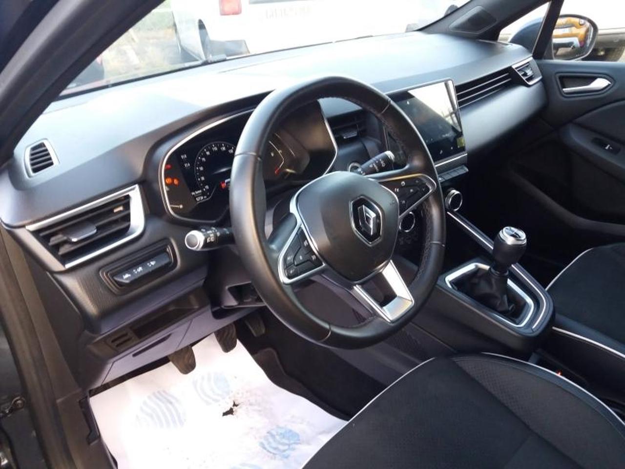 Renault Clio – Image 14