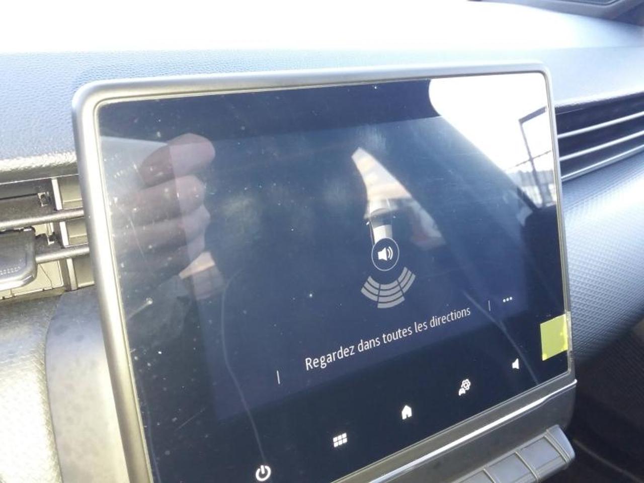 Renault Clio – Image 2