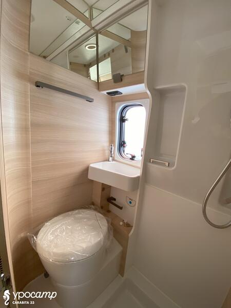 fourgon CHAUSSON V 594 FIRST LINE NEUF – Image 13