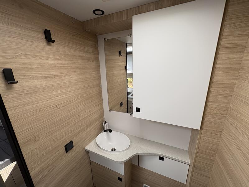 camping-car CHALLENGER 260 ultimat NEUF – Image 12