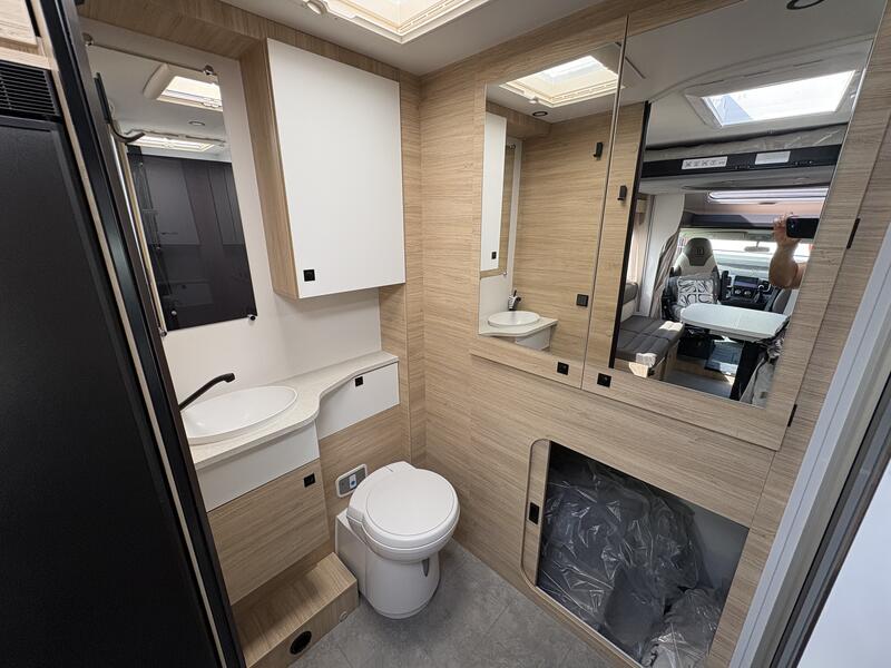 camping-car CHALLENGER 260 ultimat NEUF – Image 8