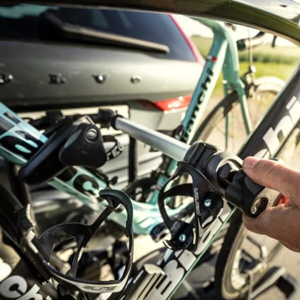 Porte vélo sur attelage Thule EasyFold XT F FIX4BIKE 2 Vélos – Image 10